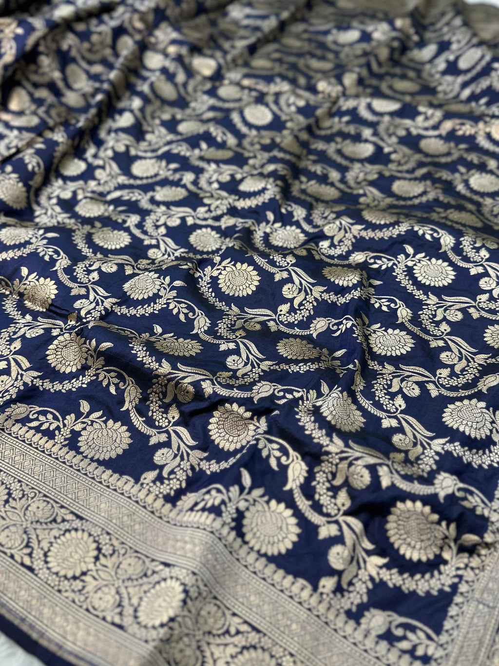 Pure Katan Silk Banarasi Saree Woven with Golden Zari in Jaal Pattern