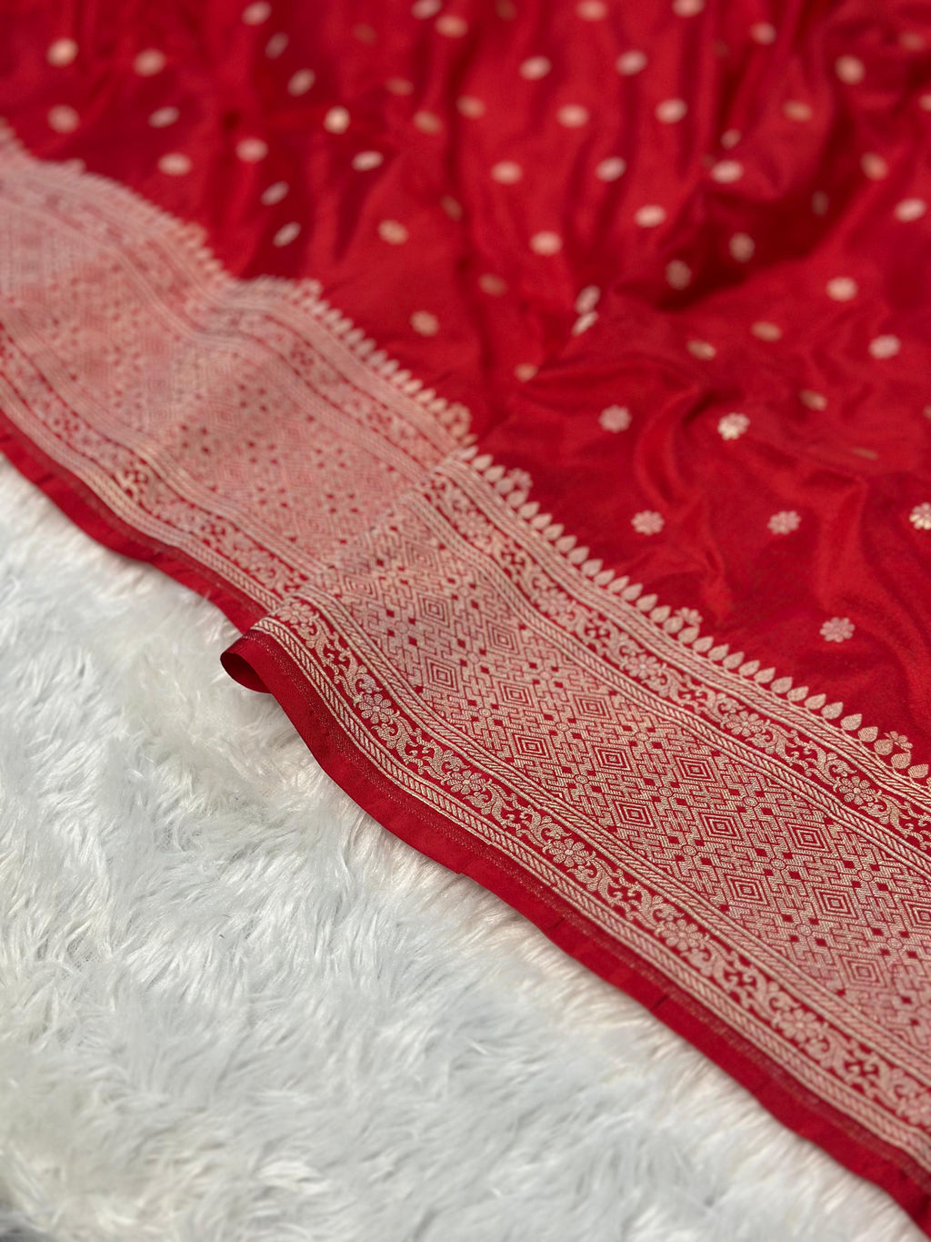 Pure katan silk banarasi saree woven with golden zari in chunari buti pattern