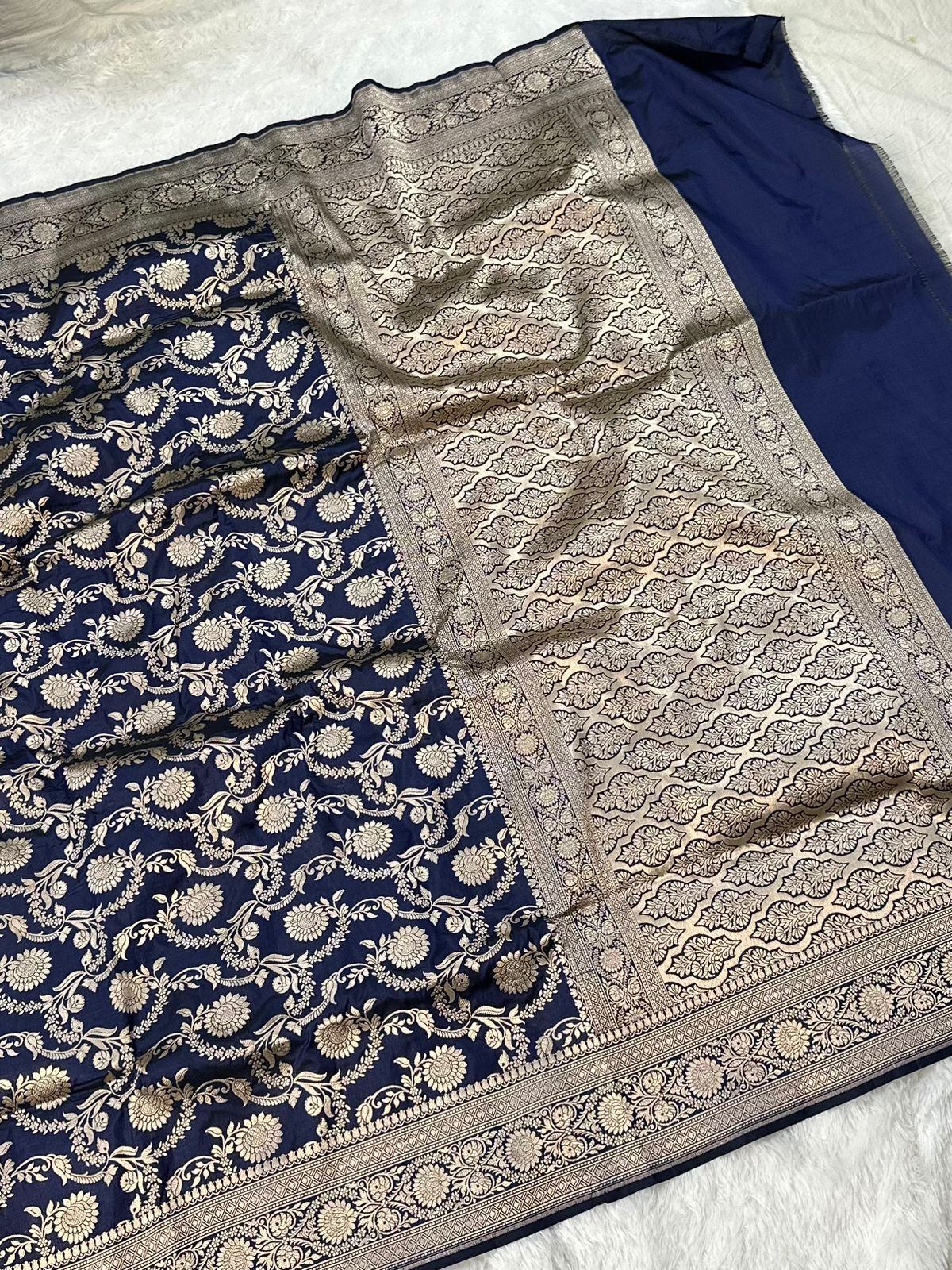Pure Katan Silk Banarasi Saree Woven with Golden Zari in Jaal Pattern