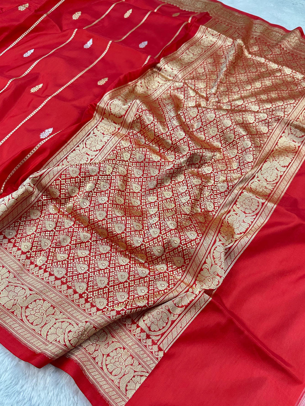 Bridal Red Pure Katan Silk Kadua Weaved Buti Saree.