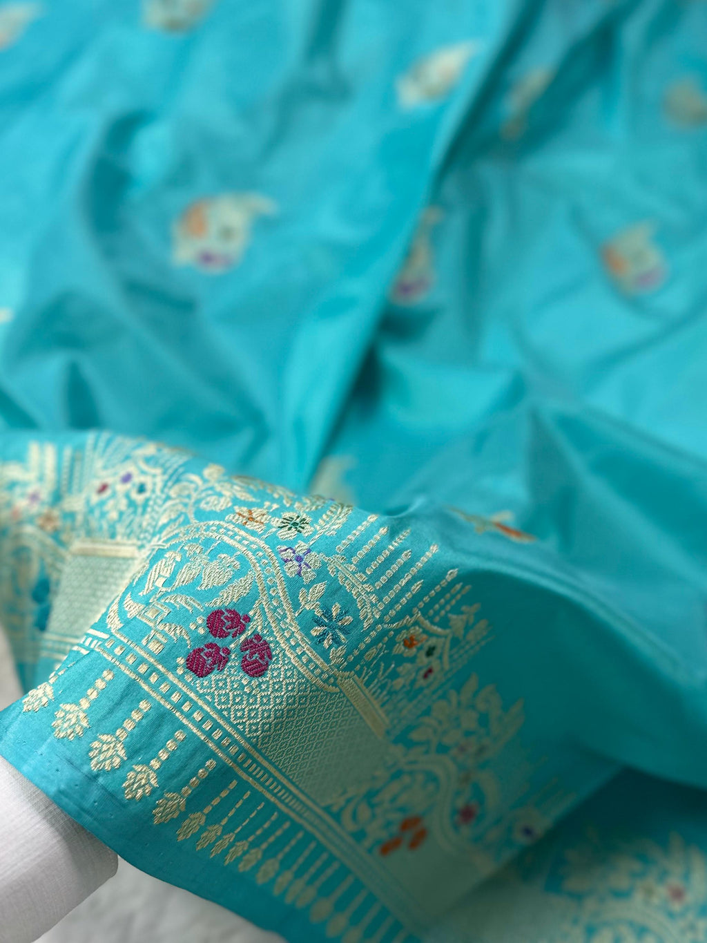 Firozi Blue Handwoven Pure Meenedar Banarasi Silk Saree – Kadua Weave, Pure Katan