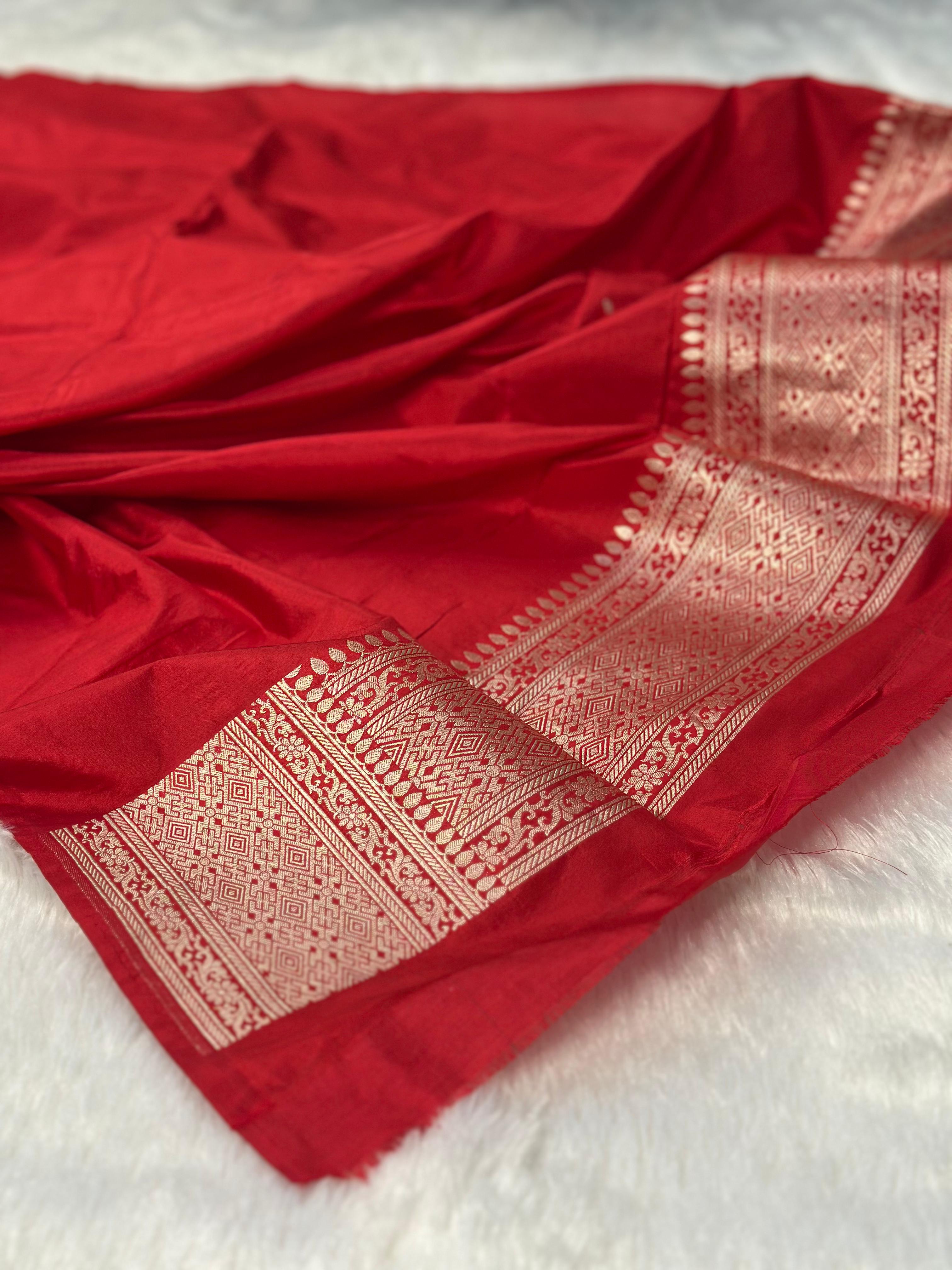 Pure katan silk banarasi saree woven with golden zari in chunari buti pattern