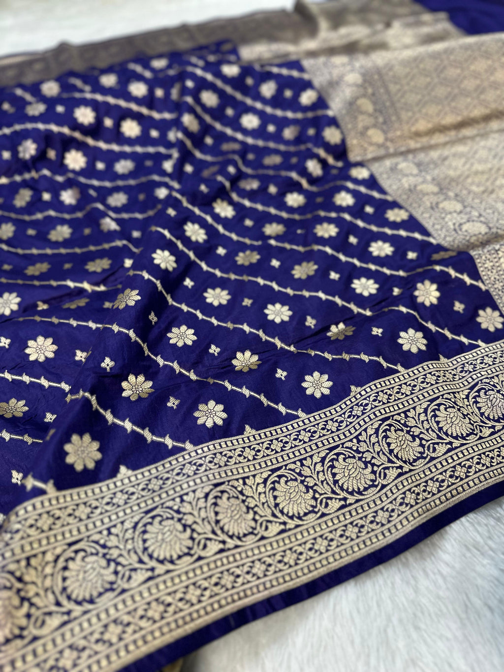 Pure Katan Silk Banarasi Saree Woven with Golden Zari in geometric jaal pattern