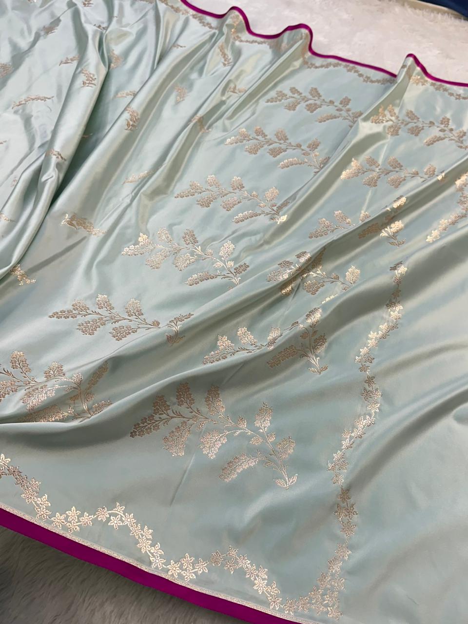 Mashru Silk Banarasi Saree Woven with Golden Zari in Buta Pattern