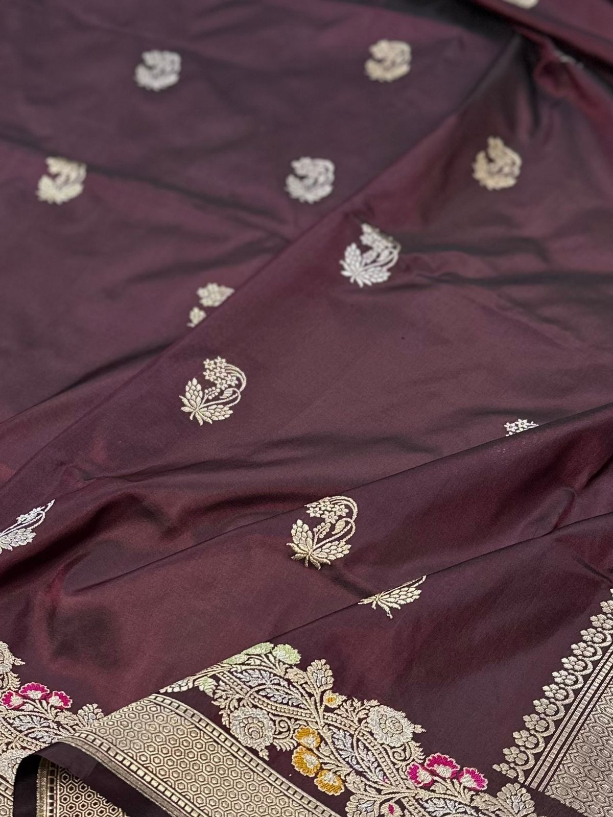 Pure Katan Silk Kadua Weave Banarasi Saree with Meenakari Border