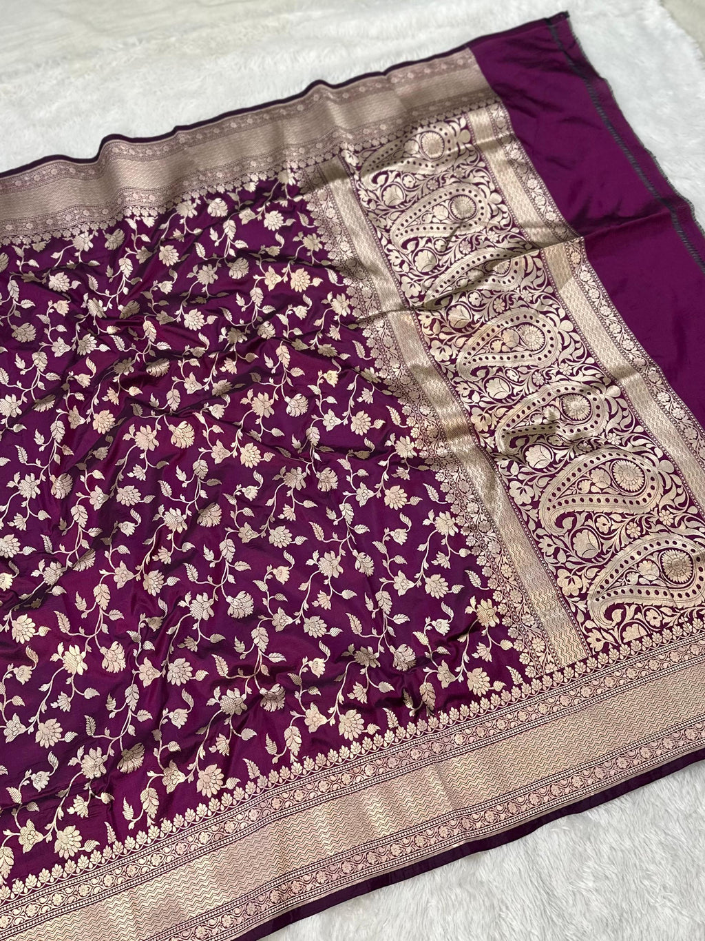 Pure Katan Silk Banarasi Saree Woven with Golden Zari in Jaal pattern