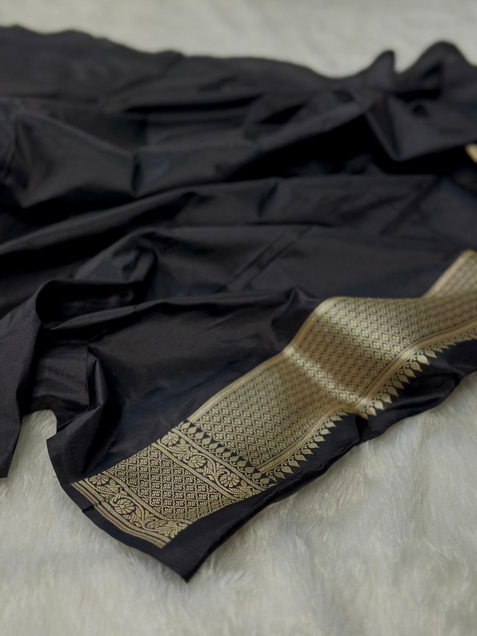 Pure Katan Silk Banarasi Meenedar Saree Woven with Golden Zari buta pattern
