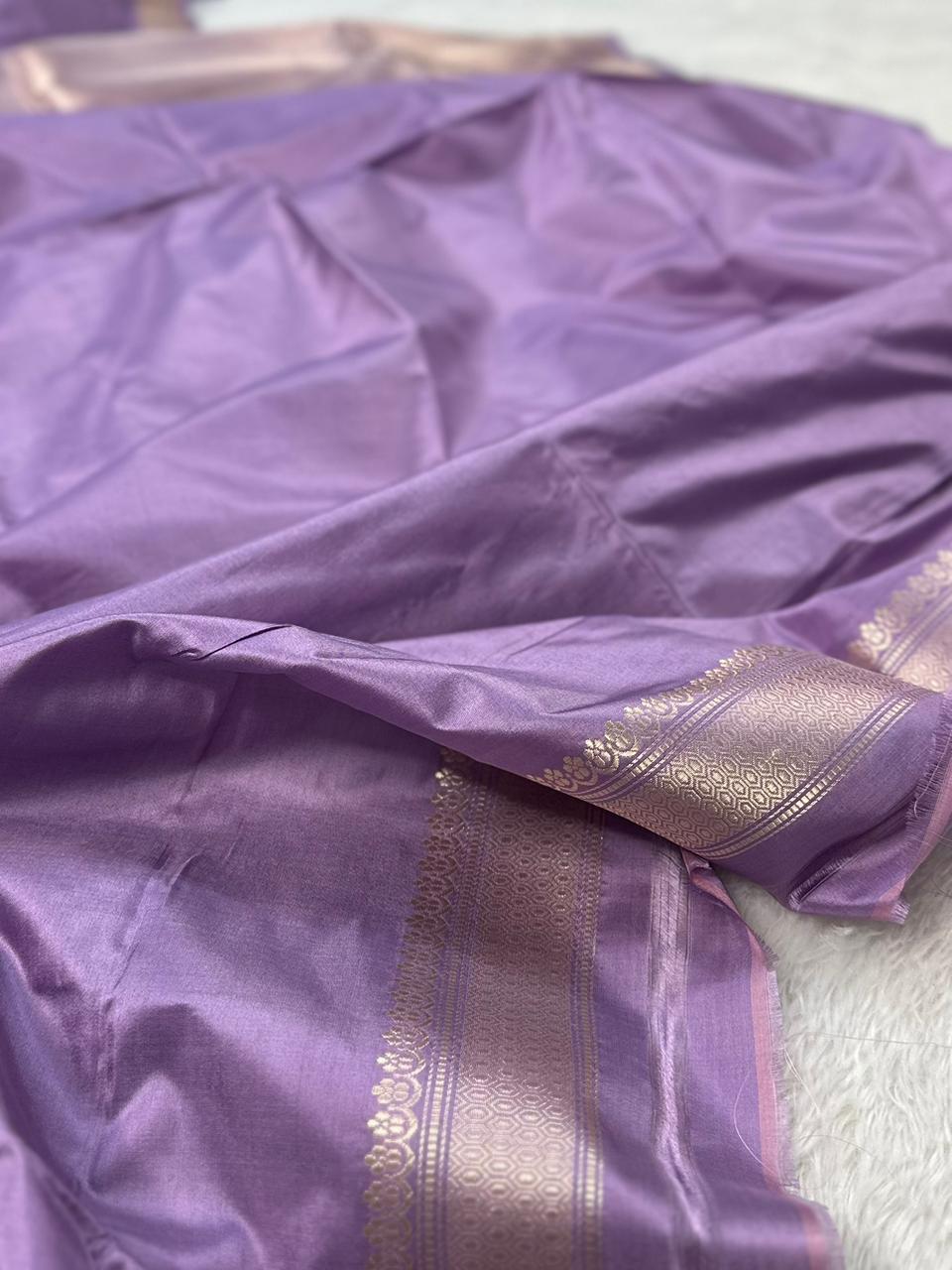 Dusty Lavender Pure Katan Kadua Silk Banarasi Saree in Sona Rupa Buta Pattern