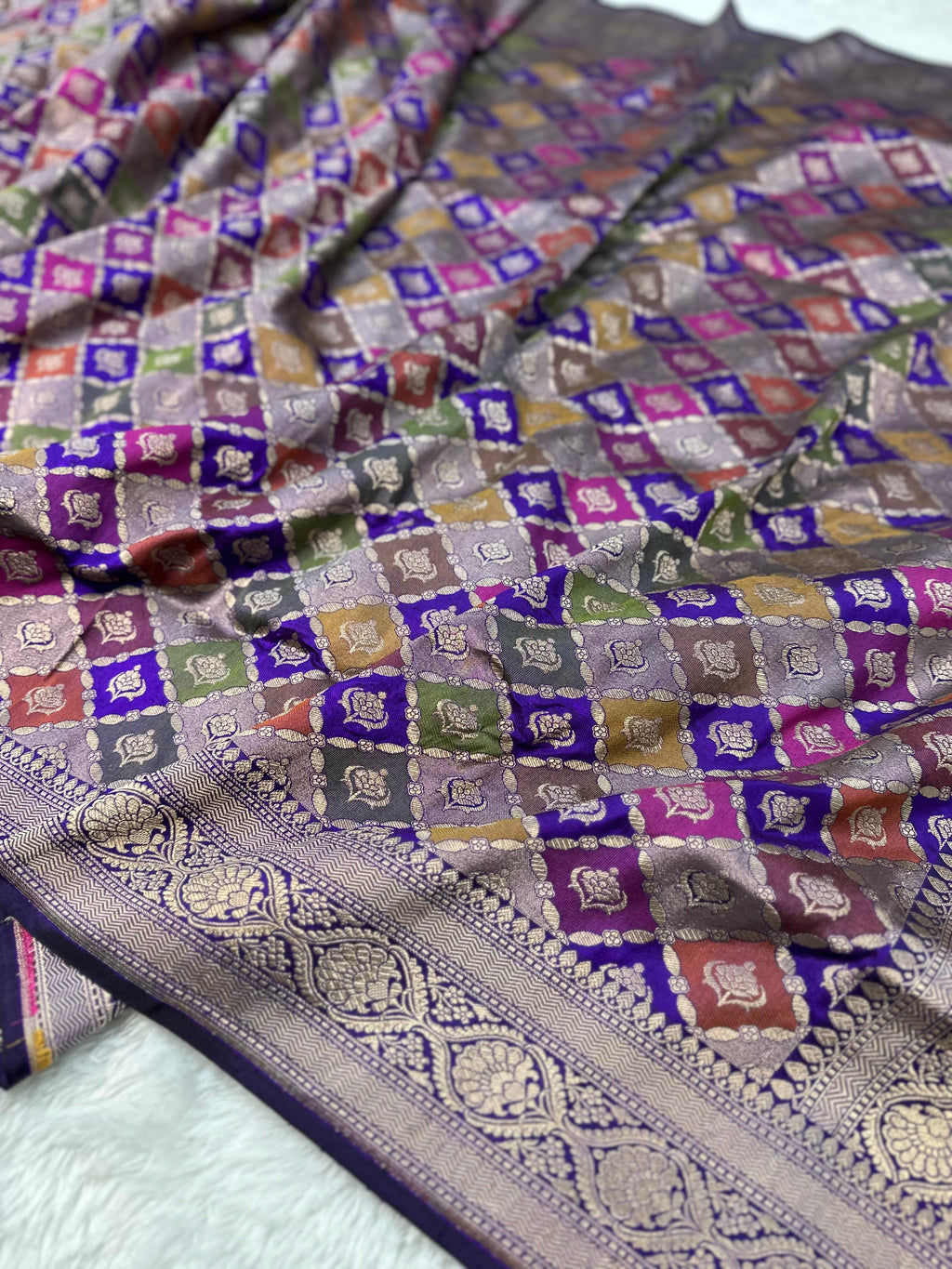 Pure Katan Silk Banarasi Saree Woven with Golden Zari in Geometric Rangkat Pattern