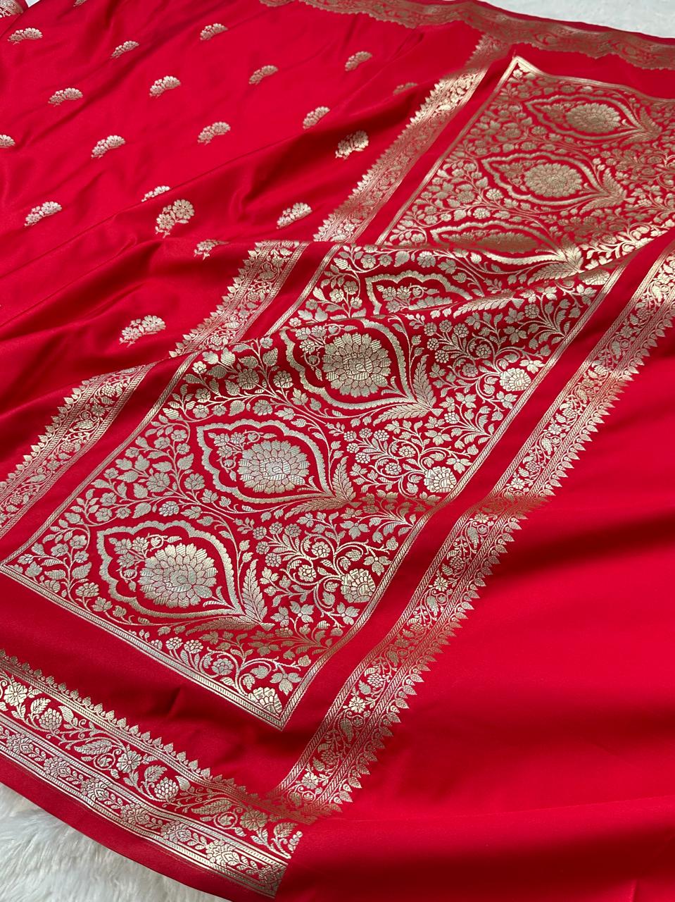 Bridal Red Mashru SIlk Buti Banarasi Saree