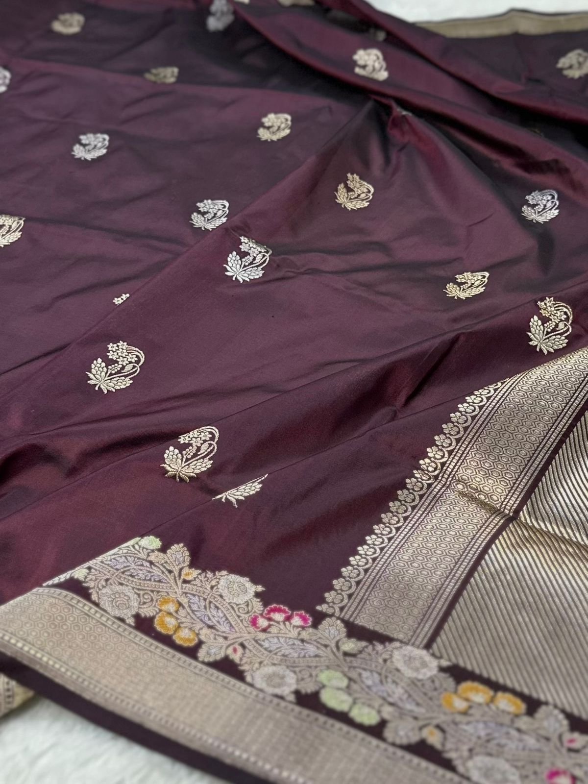 Pure Katan Silk Kadua Weave Banarasi Saree with Meenakari Border