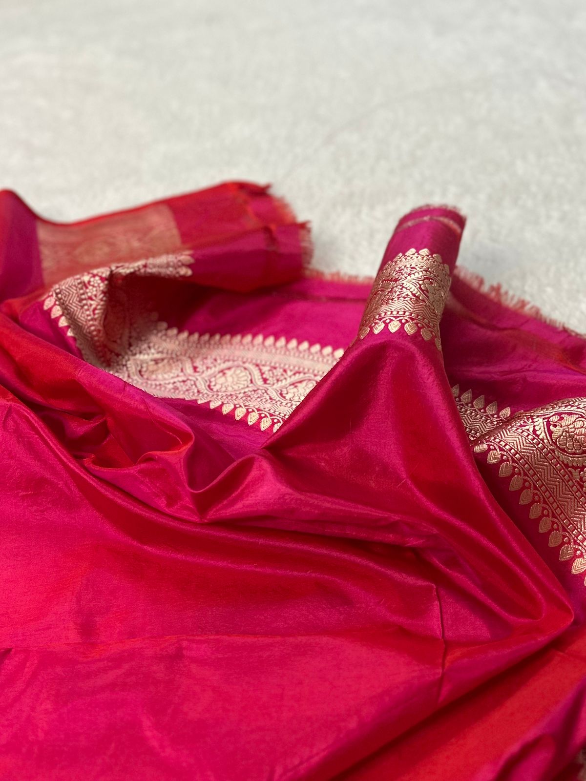 Pure Katan Silk Banarasi Saree Woven with Golden Zari in Meenkari buti pattern