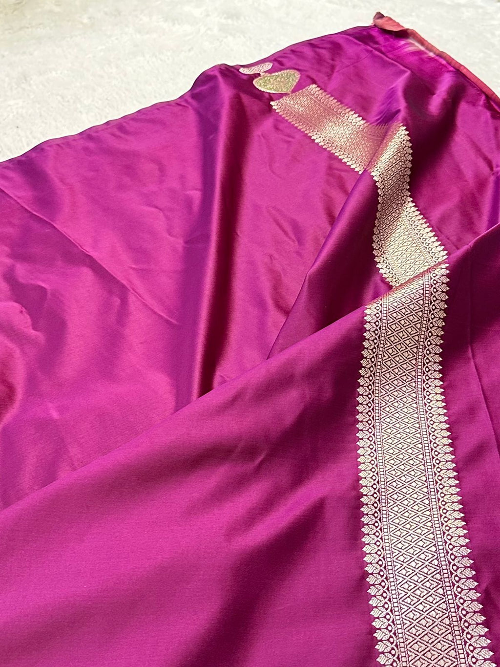 Mashru Silk Banarasi Saree Weaved with Golden Zari in Meenakari Buta Pattern