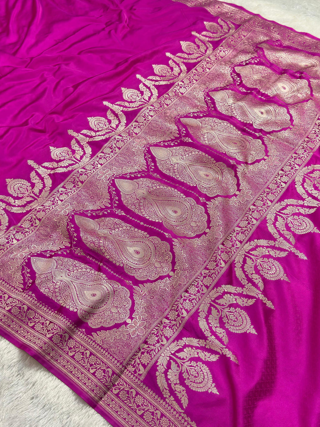 Mashru Silk Banarasi Saree Woven with Golden Zari in Plain with Grand Pallu