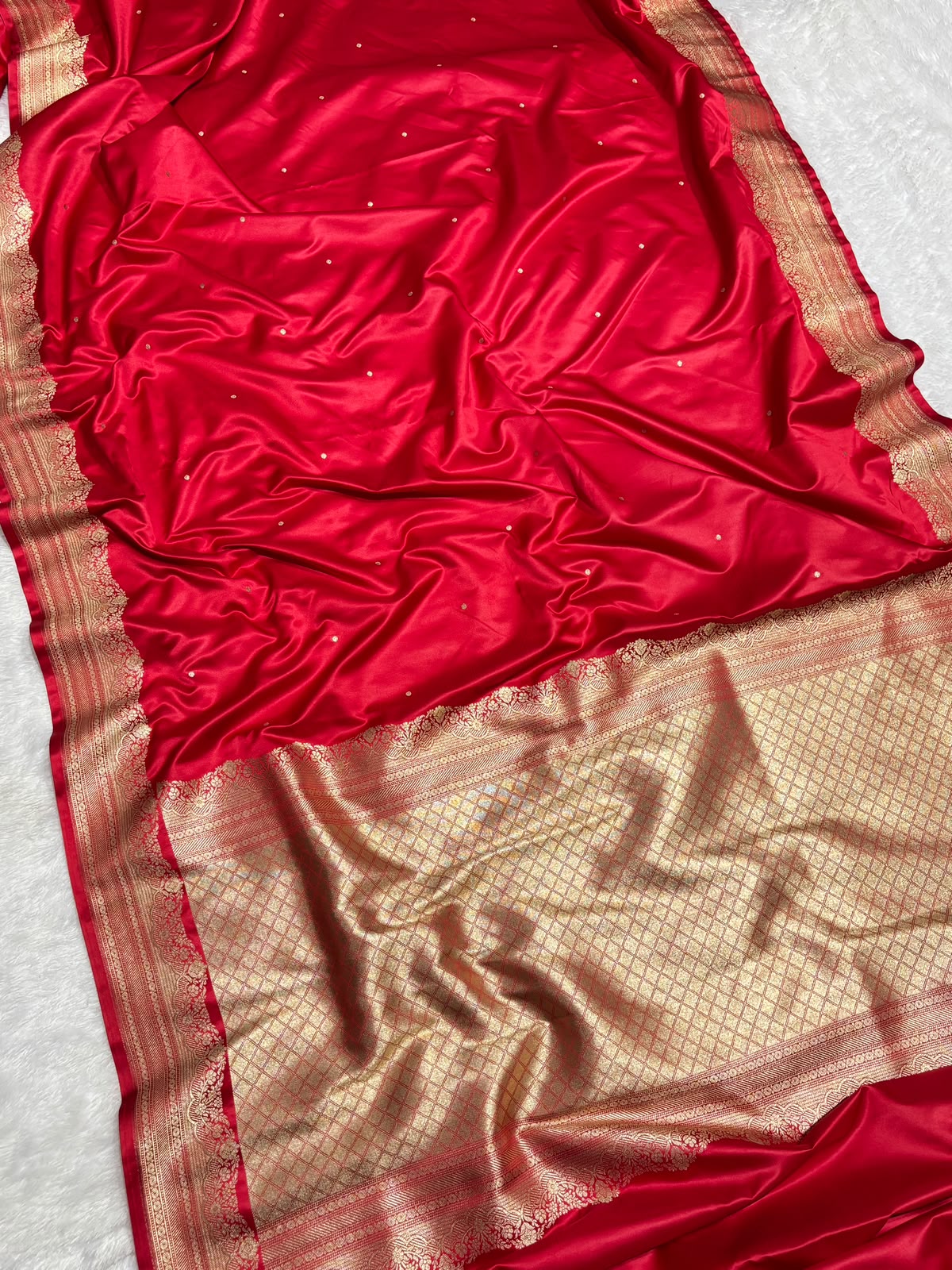 Bridal Red Mashru Silk Banarasi Saree in Buti