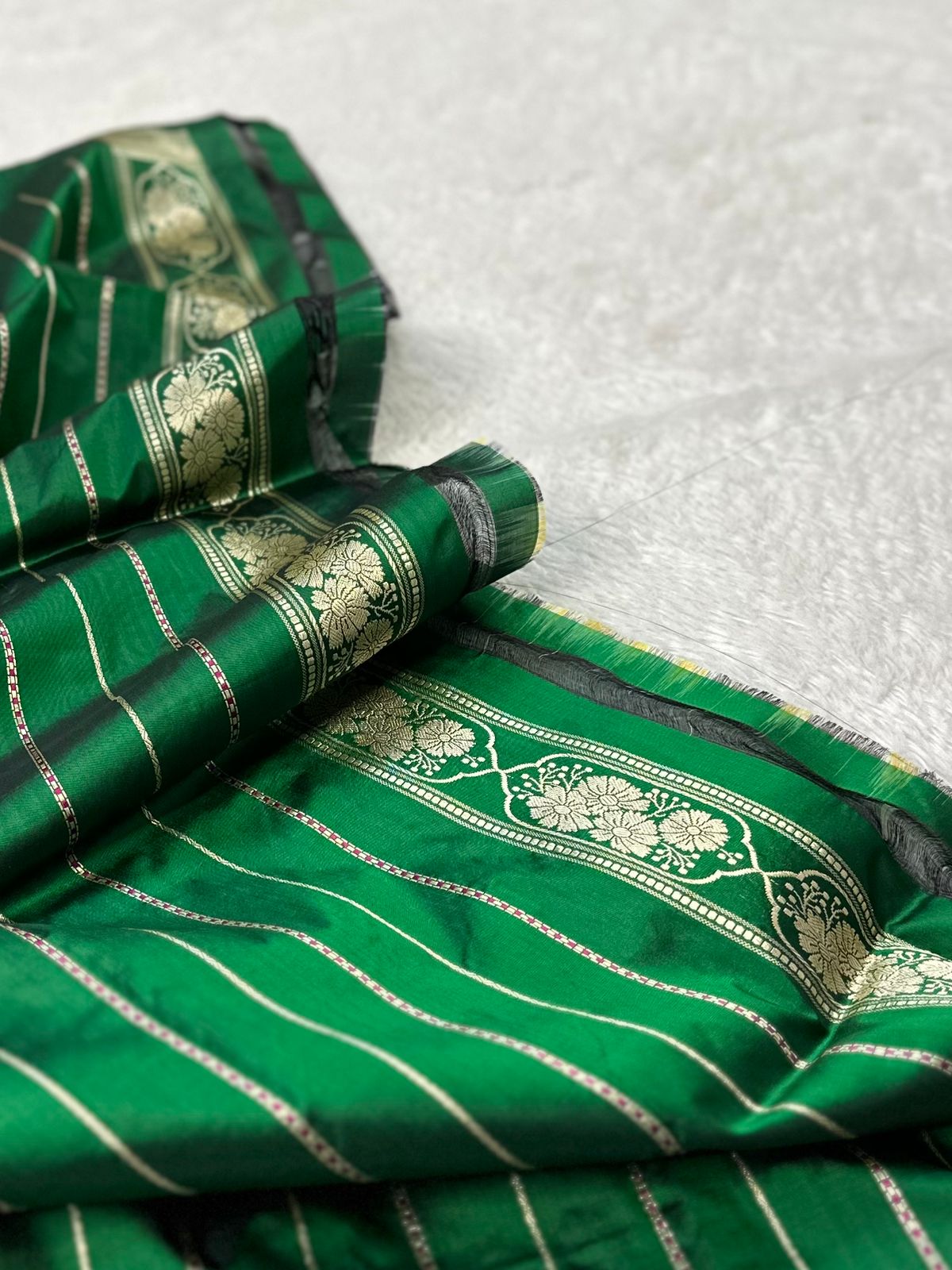 Royal Green Pure Katan Silk Kadua Weave Banarasi Saree with Gold and Silver Buta